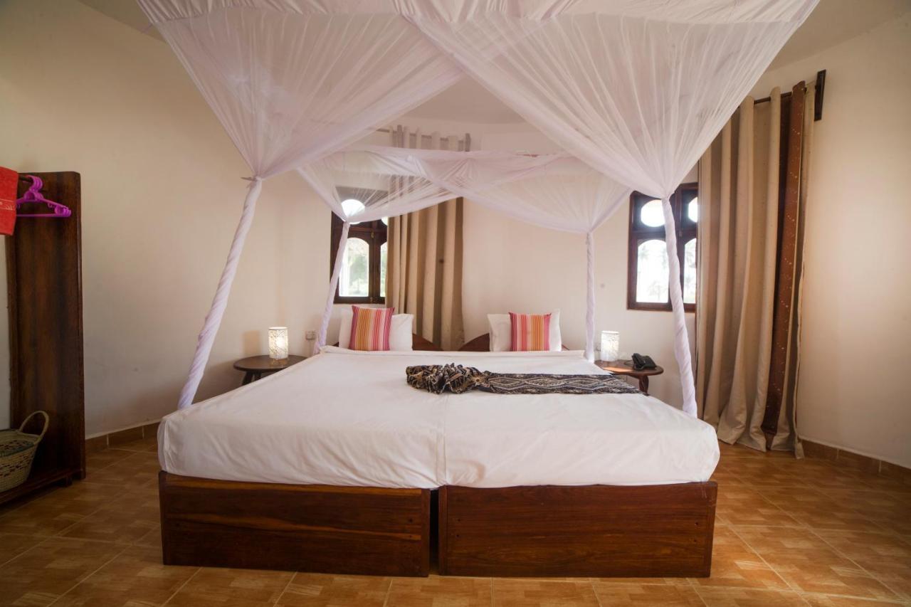 Antonio Beach Tree House Hotel & Spa Ероа Экстерьер фото