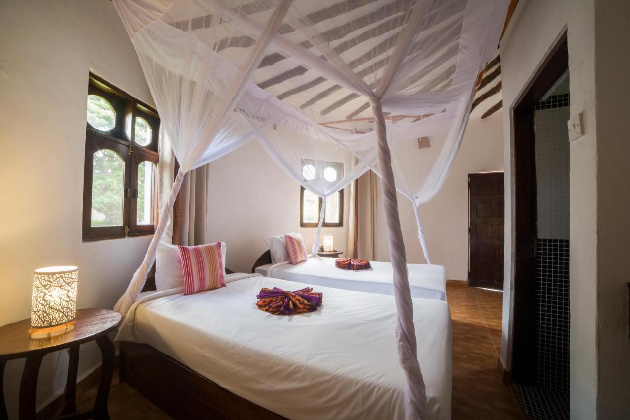 Antonio Beach Tree House Hotel & Spa Ероа Экстерьер фото